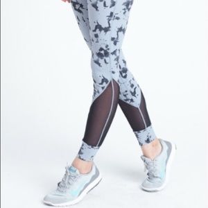 ✨NEW ✨ Krystal High Waist Crop Yoga Pants